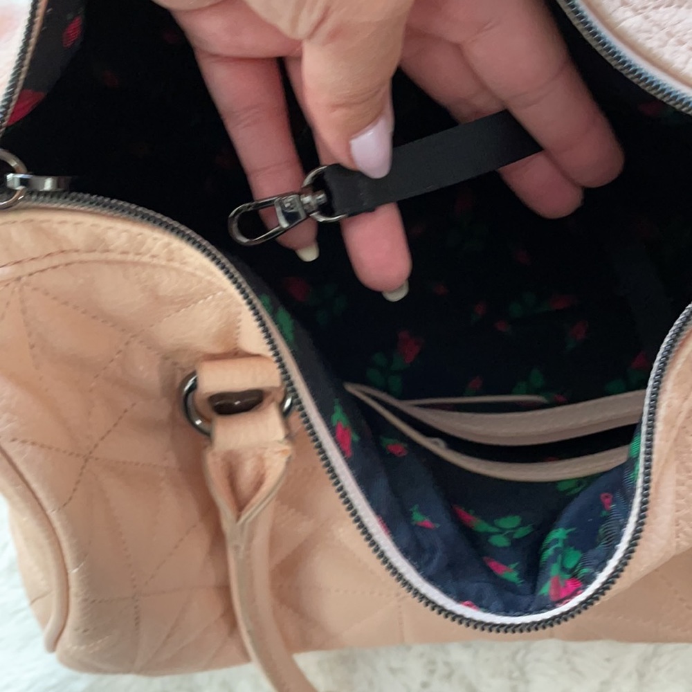 Purse - Picture 9 of 13